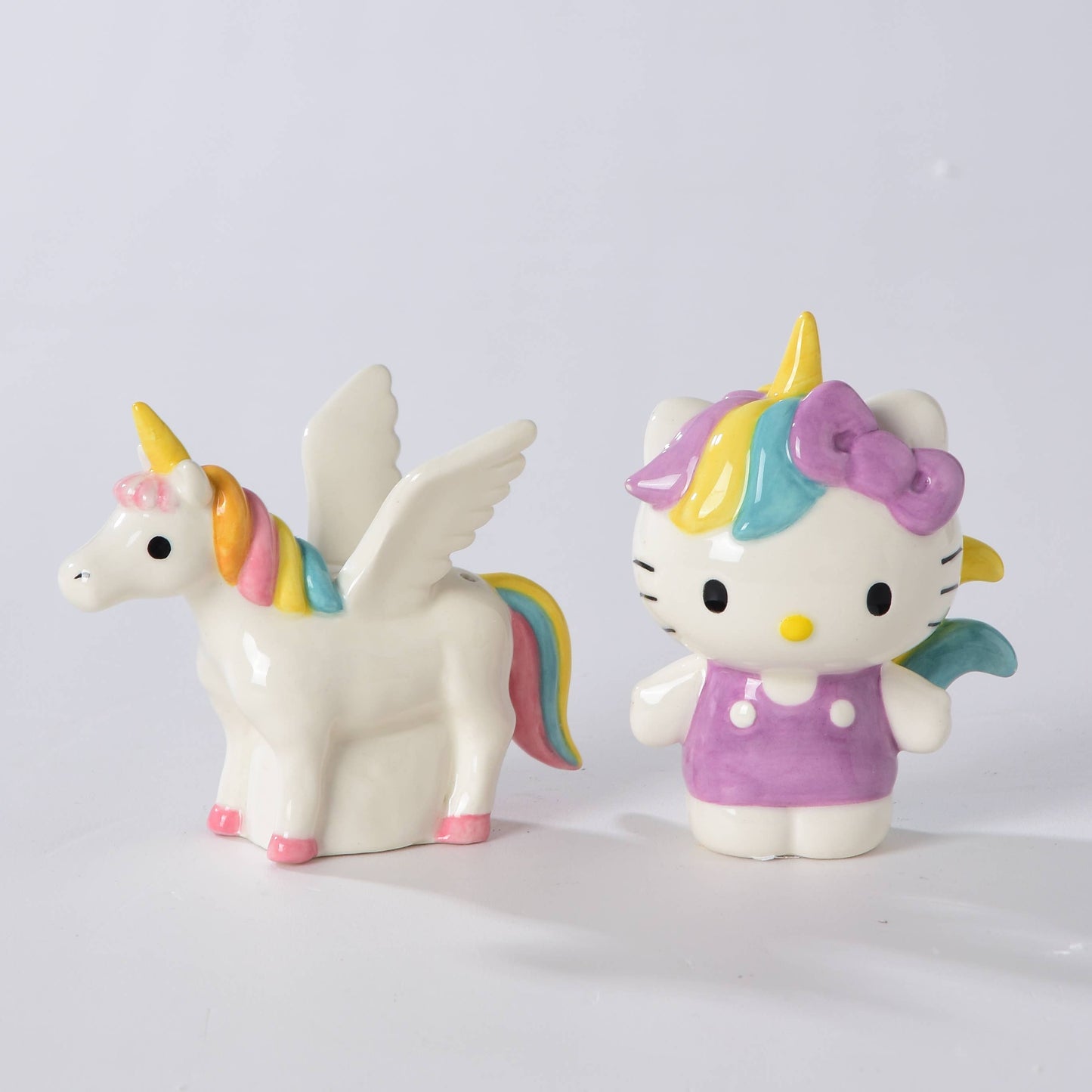 HELLO KITTY WITH UNICORN S&P SET